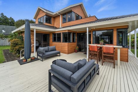 Photo of property in 17 Randell Place, Te Puke, 3119