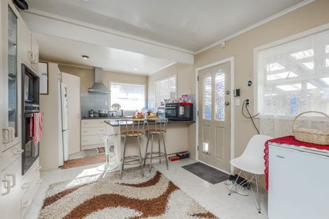 Photo of property in 33 Bunnythorpe Road, Papakura, 2110