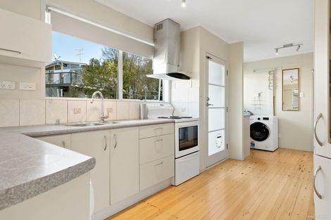Photo of property in 29 Bellringer Road, Massey, Auckland, 0614