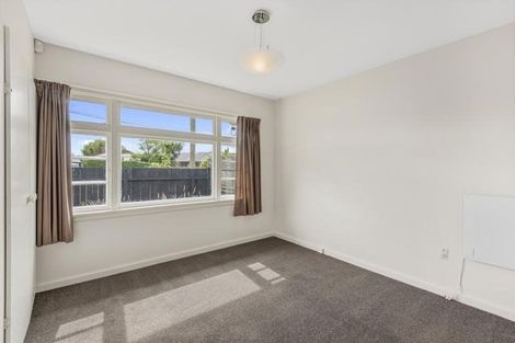 Photo of property in 18 Estuary Road, New Brighton, Christchurch, 8061