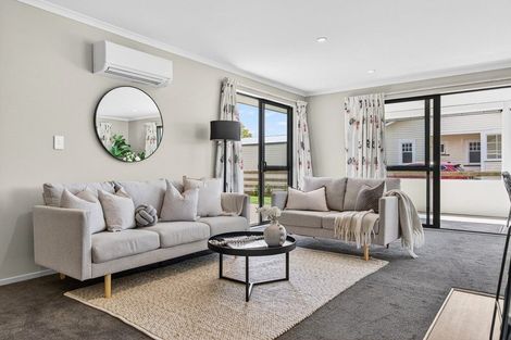 Photo of property in 3 Redwood Lane, Martinborough, 5711