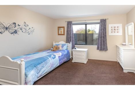 Photo of property in 42 Acacia Avenue, Rangiora, 7400