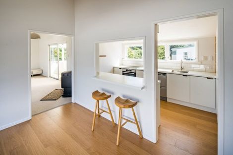 Photo of property in 16 Witham Street, Island Bay, Wellington, 6023