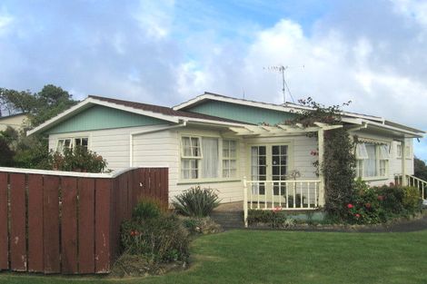 Photo of property in 2 Kawau Place, Otamatea, Whanganui, 4500