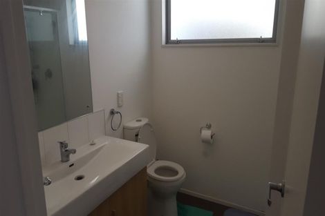 Photo of property in 5a Atiawa Street, Glen Avon, New Plymouth, 4312