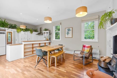 Photo of property in 93 Dyers Pass Road, Cashmere, Christchurch, 8022