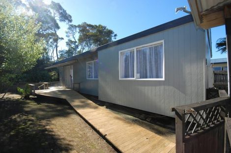 Photo of property in 2/69a Godley Road, Green Bay, Auckland, 0604