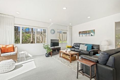 Photo of property in 1/46 Blakeborough Drive, Forrest Hill, Auckland, 0620