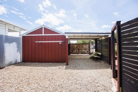 Photo of property in 110 Featherston Street, Takaro, Palmerston North, 4412