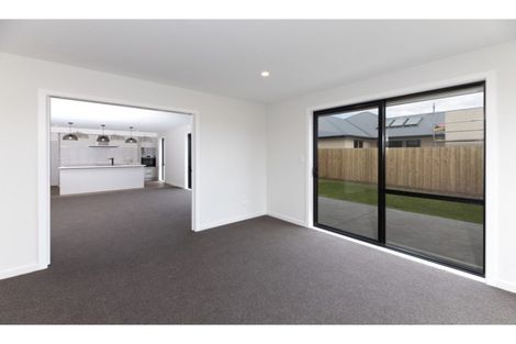 Photo of property in 10 Johnson Avenue, Amberley, 7410