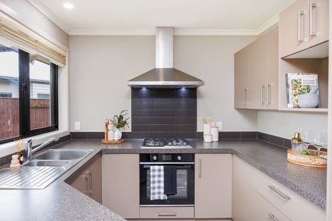 Photo of property in 7 Lorenzo Place, Kelvin Grove, Palmerston North, 4414