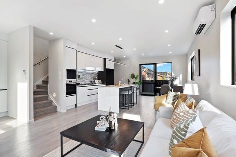 Photo of property in 65c Seabrook Avenue, New Lynn, Auckland, 0600