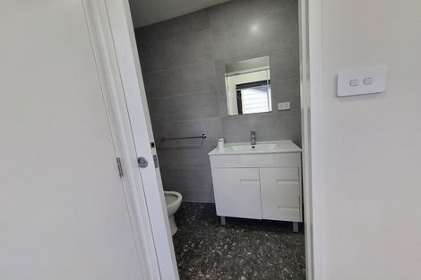 Photo of property in 2 Arnhem Place, Pukekohe, 2120