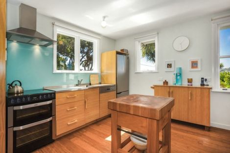 Photo of property in 11 Arero Place, Titahi Bay, Porirua, 5022