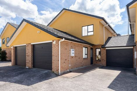 Photo of property in 1/4 Charlenne Close, Ranui, Auckland, 0612