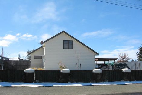 Photo of property in 38 Totara Drive, Twizel, 7901