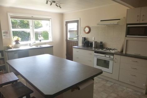 Photo of property in 27 Golders Road, Elderslea, Upper Hutt, 5018
