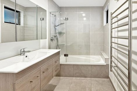 Photo of property in 31c Patanga Crescent, Thorndon, Wellington, 6011