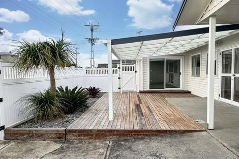 Photo of property in 52 Te Ngaio Road, Mount Maunganui, 3116