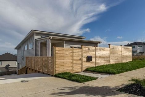 Photo of property in 41 Ascension Crescent, Orewa, 0931