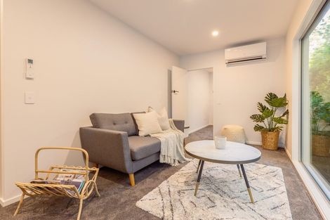 Photo of property in 119 Mount Pleasant Road, Mount Pleasant, Christchurch, 8081