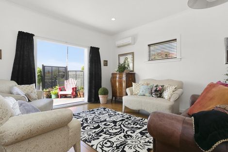 Photo of property in 25 Burwood Road, Matamata, 3400