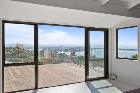 Photo of property in 9b Toledo Place, Mount Pleasant, Christchurch, 8081