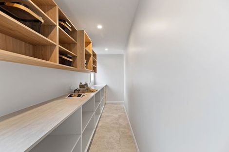 Photo of property in 40 James Line, Kelvin Grove, Palmerston North, 4414