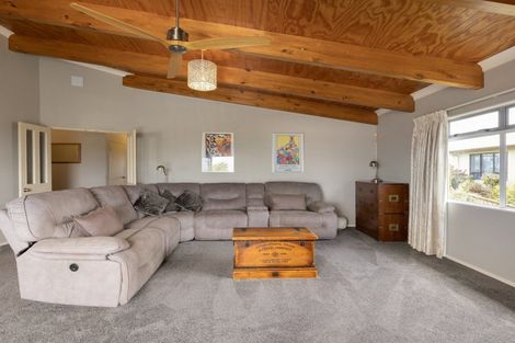 Photo of property in 26 Highgrove Drive, Grandview Heights, Hamilton, 3200