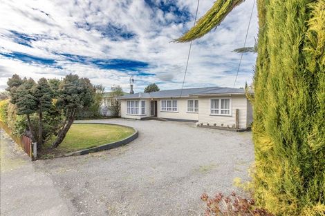Photo of property in 65 Great North Road, Waipawa, 4210