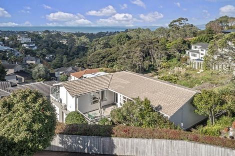 Photo of property in 493 East Coast Road, Murrays Bay, Auckland, 0630