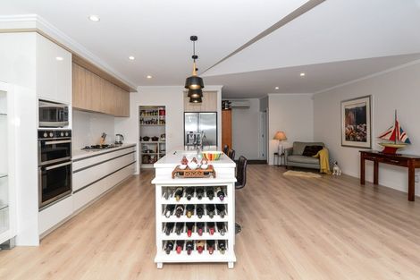 Photo of property in 52 Helen June Avenue, Flagstaff, Hamilton, 3210