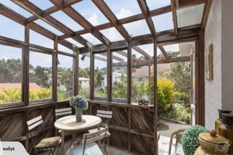 Photo of property in 53 Oakleigh Street, Maungaraki, Lower Hutt, 5010