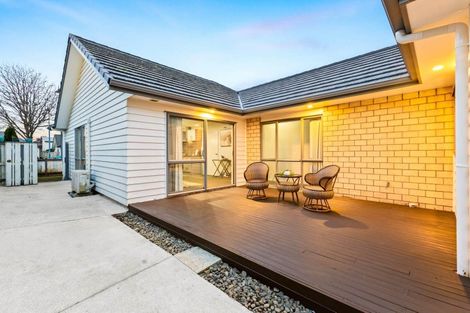 Photo of property in 19 Kotuku Crescent, Takanini, 2112