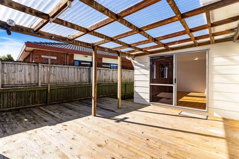 Photo of property in 1/330 Bucklands Beach Road, Bucklands Beach, Auckland, 2012