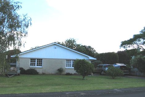 Photo of property in 12 Puawai Place, Northcote, Auckland, 0627