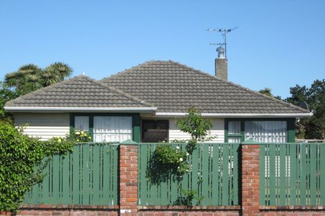 Photo of property in 1/9 Grimseys Road, Redwood, Christchurch, 8051