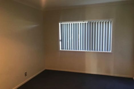 Photo of property in 20 Riverwood Boulevard, Redwood, Christchurch, 8051