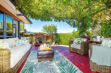 Photo of property in 53 Riverstone Drive, Riverstone Terraces, Upper Hutt, 5018