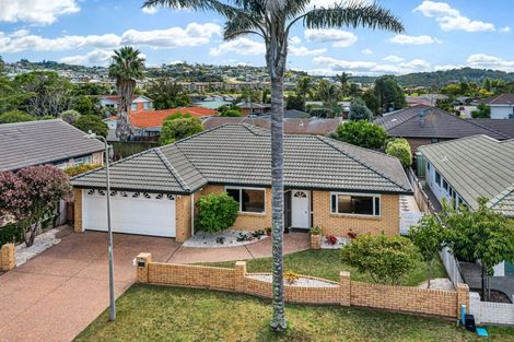 Photo of property in 12 Dan Tori Place, Orewa, 0931