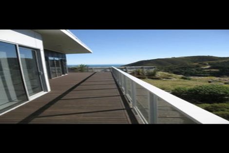 Photo of property in 59a Frobisher Street, Island Bay, Wellington, 6023