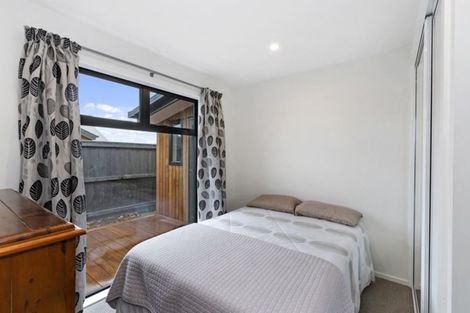 Photo of property in 28 Wineberry Avenue, Amberley, 7410