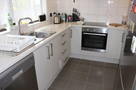 Photo of property in 59b Seaview Road, Marfell, New Plymouth, 4310