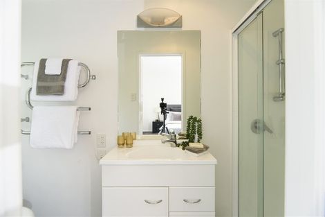 Photo of property in 1 Kallista Place, Browns Bay, Auckland, 0630