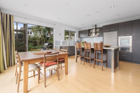 Photo of property in 6 Regent Street, Devonport, Auckland, 0624