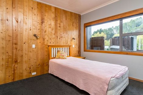 Photo of property in 186 Kaikorai Valley Road, Bradford, Dunedin, 9011