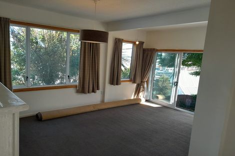 Photo of property in 9 Elm Row, Dunedin Central, Dunedin, 9016