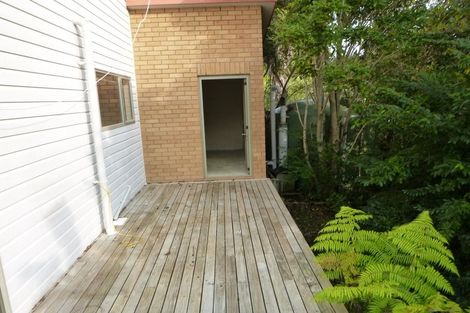 Photo of property in 57 Tiri Tiri Road, Birkdale, Auckland, 0626