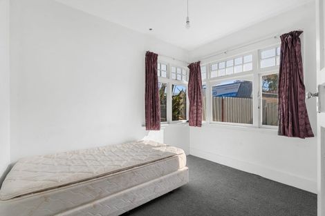 Photo of property in 257 Ferry Road, Waltham, Christchurch, 8011