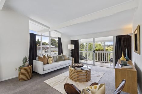 Photo of property in 7 Kathleen Street, Totara Vale, Auckland, 0627